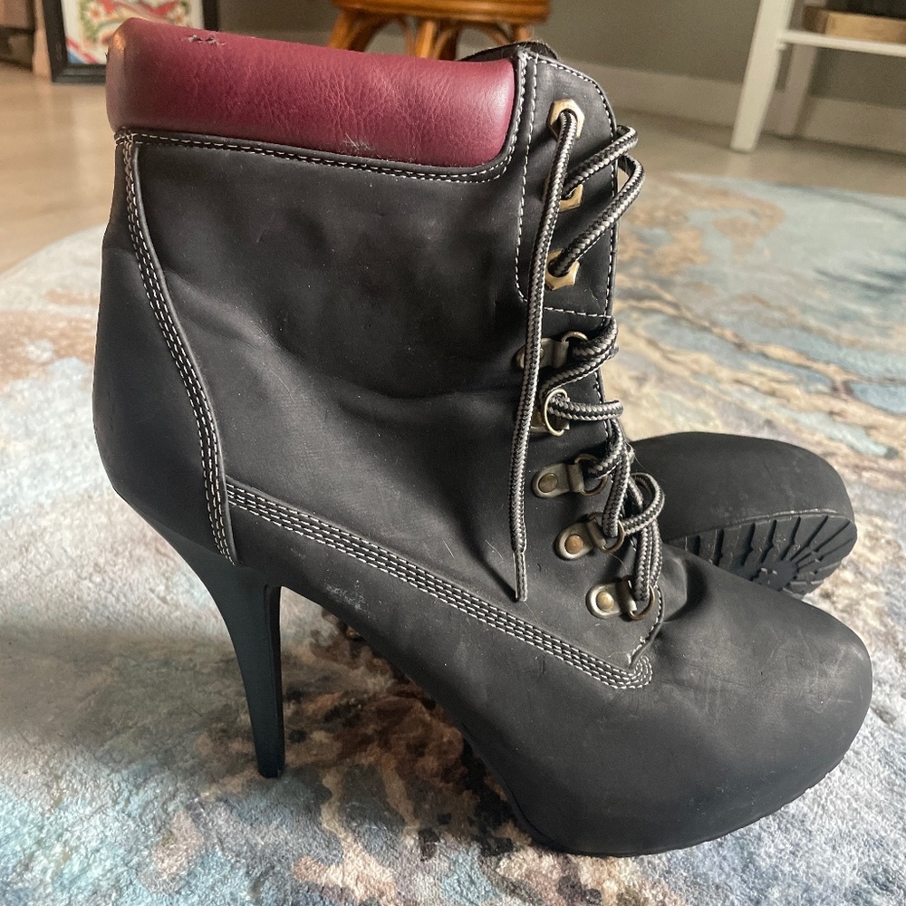 Platform Timberland style boots